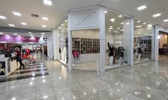 Imagem 2: Shopping para venda tem 37 metros quadrados em Parque Industrial - Maringá - PR