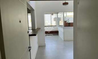 Imagem 4: ATMOSFERA LUMINOSA! PÉ DIREITO ALTO! VISTA LIVRE!