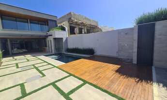 Imagem: LUXUOSA CASA NO RIO MAR - 5 SUÍTES - NOVA