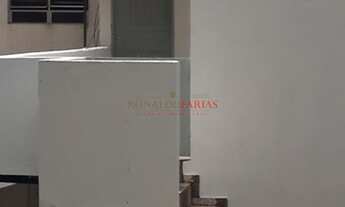 Imagem 2: Terreno a venda com Duas casas para renda Jd Colonial, região de interlagos