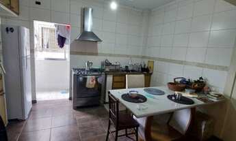 Imagem 5: Ótima localização, ampla, 2 quartos, 2 banheiros, sala cozinha, área de serviço, prédio co