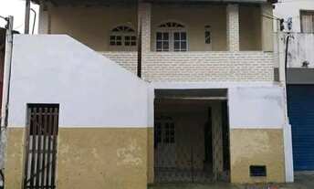 Imagem 1: Oportunidade Vendo Casa com Escritura em Arembepe 4/4, Garagem, Quintal etc Lot. Fonte das