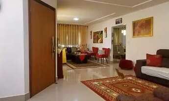 Imagem: Casa para venda com 3 quartos em Centro