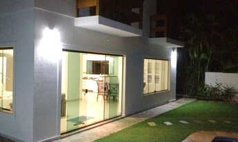 Imagem 2: Casa em condomínio fechado, com piscina e churrasqueira