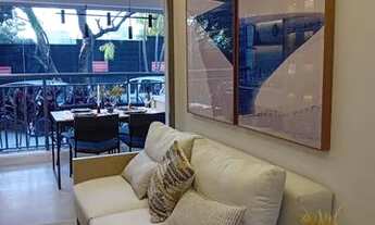 Imagem 2: Apartamento de 2 dormitórios com varanda e vaga a 350 Linha Vermelha do Metrô