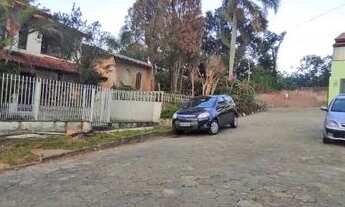 Imagem 2: Casa para venda tem 233 metros quadrados com 3 quartos em Ponta de Baixo - São José - SC