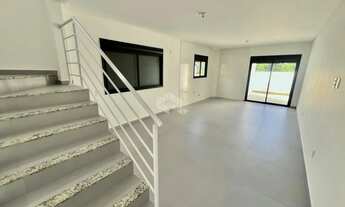 Imagem 3: CASA SOBRADO NOVO COM 3 SUÍTES SACADA E DUAS VAGAS NO CAMPECHE EM FLORIANÓPOLIS