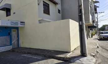 Imagem 2: Imóvel para venda possui 120 metros quadrados com 3 quartos em Stella Maris - Salvador - B