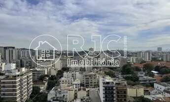 Imagem 4: Praça Afonso Pena colado ao metrô