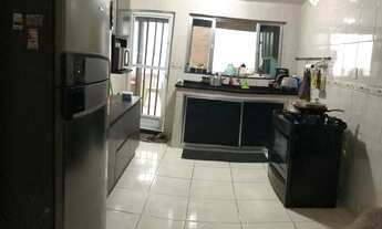 Imagem 3: Casa com 2 dormitórios à venda por R$ 400.000,00 - Jardim Pitoresco - Nova Iguaçu/RJ