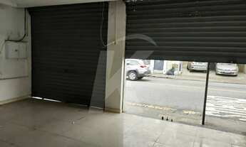 Imagem 3: Salão comercial na Avenida Roland Garros