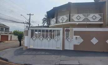 Imagem 2: Sobrado Jd. Coliseu, 3 dormitórios