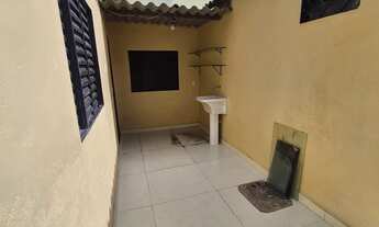 Imagem 3: Alugo casa nos fundos da loja