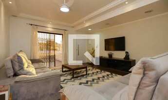 Imagem: Casa à Venda - Sítio do Mandaqui, 3 Quartos