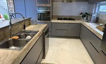 Imagem 2: Casa com 283metros Terras Alphaville com 4 Suites