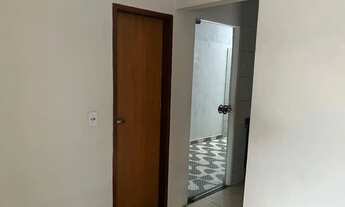 Imagem 4: ALUGO CASA COM 3 QUARTOS SENDO 2 SUITES NA QUADRA 1004 SUL