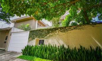 Imagem 2: Sobrado para venda tem 365 metros quadrados com 4 quartos em Vila Madalena - São Paulo - S