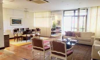 Imagem 2: Apartamento de 388² no bairro Leblon com 4 quartos
