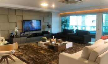 Imagem: Cobertura triplex para venda tem 390 metros