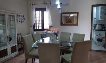 Imagem 4: Casa para Venda em Florianópolis, Jardim Anchieta, 3 dormitórios, 1 suíte, 3 banheiros, 2