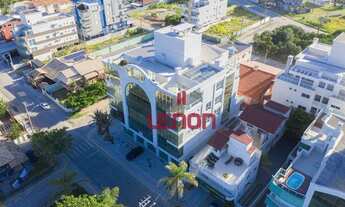 Imagem 2: Sala comercial a 40 metros da Praia do Mariscal - Bombinhas/SC