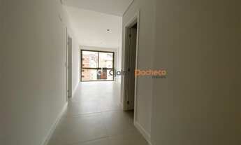 Imagem 3: Apartamento para Venda em Florianópolis, Carvoeira, 1 dormitório, 1 suíte, 2 banheiros, 1