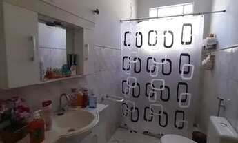 Imagem 6: Vendo Casa linear com Amplo terreno frente para 2 Ruas Ótima localização!