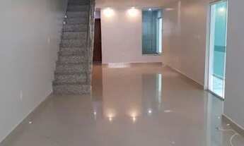 Imagem 4: Alugo casa 3 qts sendo uma suíte no Flamboyant!