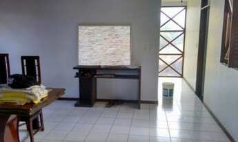 Imagem 4: Casa de condomínio para venda possui 280 metros quadrados com 4 quartos