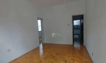 Imagem 4: Apartamento 02 quartos, garagem 01 lance de escadas no início do bairro local privilegiado