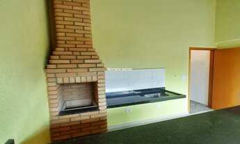 Imagem 5: Sobrado em Condomínio com 2 suítes, churrasqueira e 1 vaga de garagem