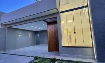 Imagem: Imóvel com 3 suítes e piscina, próx av