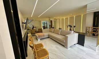 Imagem 2: Casa moderna em condomínio fechado de alto padrão no Ecoville com 03 suítes