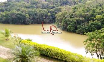 Imagem 3: Charmosa Propriedade em Areal, 21.000m², 6 Suítes, Local Seguro e Área de Lazer Completa