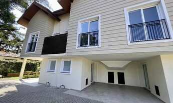 Imagem 2: Casa geminada em Canela com elevador