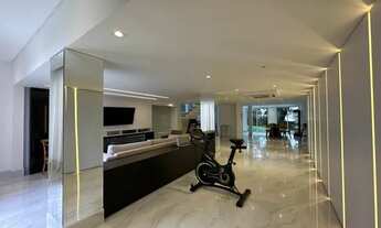 Imagem 3: Casa moderna em condomínio fechado de alto padrão no Ecoville com 03 suítes