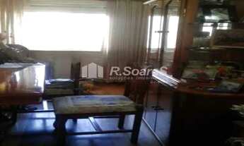 Imagem 7: Aparatamento à venda em Copacabana, Posto 4, três quartos, com dependência e vaga na escri