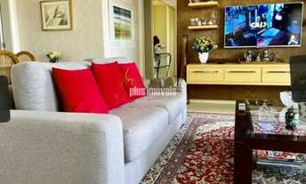 Imagem: Em frente ao Clube Hípico de Santo Amaro