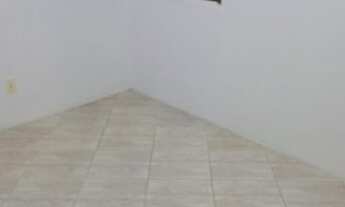 Imagem 5: 1/4 Dique do Tororó, frente da rua principal