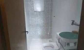 Imagem 2: Casa com 2 quartos com suíte toda reformada no blindex