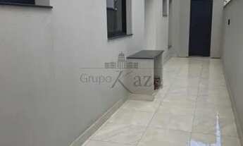 Imagem 3: Casa em Condomínio - Caçapava - Condomínio Terras do Vale - 4 Suítes - 300m²