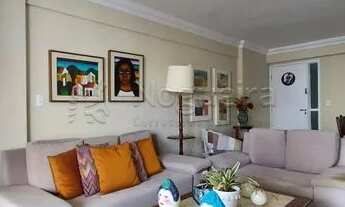 Imagem 2: Excelente apartamento localizado em Boa Viagem, com 131,50m² de área útil