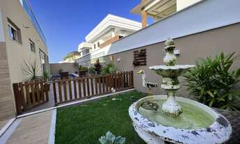 Imagem 7: Casa de condomínio para venda tem 316 metros quadrados com 4 quartos