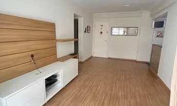 Imagem 6: Apartamento para aluguel e venda possui 70 metros quadrados com 2 quartos