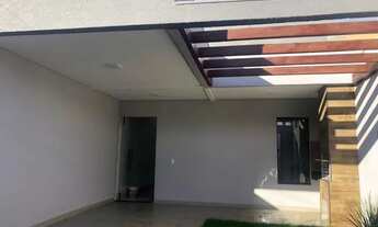 Imagem 2: Casa para venda possui 105 metros quadrados com 3 quartos em Residencial Veneza - Anápolis