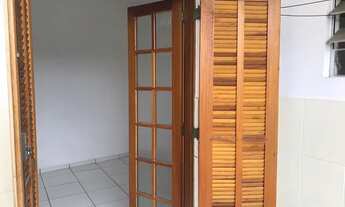 Imagem 5: Casa para aluguel possui 32 metros quadrados com 1 quarto em Jardim Jaqueline - São Paulo