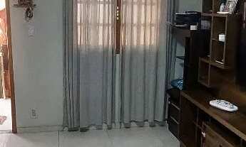 Imagem 3: Casa com amplo quintal e piscina em Itacuruçá, Mangaratiba - RJ ( André Luiz Imóveis