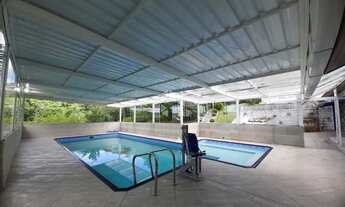 Imagem: Casa com 4 quartos/dormitórios no bairro