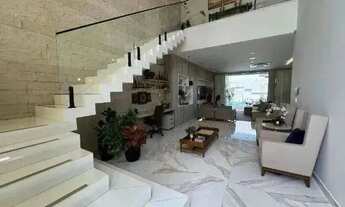 Imagem 2: Casa Triplex Exclusiva no Cond. Firenze, 600m², 5 suítes e totalmente mobiliada