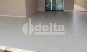 Imagem 2: Casa residencial disponível para venda no bairro Jardim Veneza em Uberlândia-MG